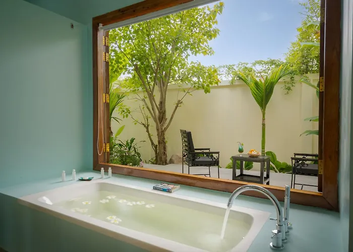 Sala Hotel 5*