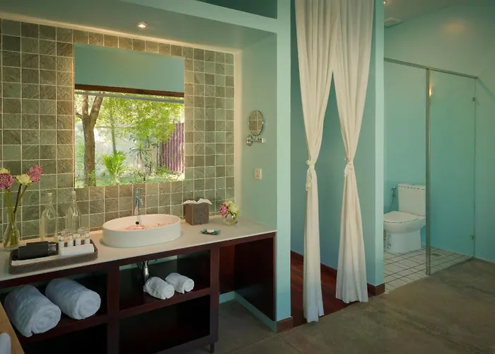 Sala Hotel 5*